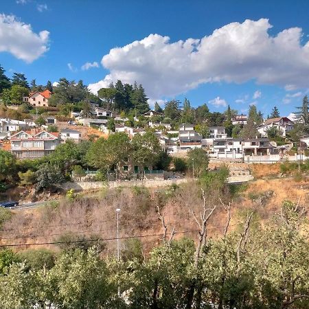 Apartamento rural Miraflores de la Sierra Esterno foto